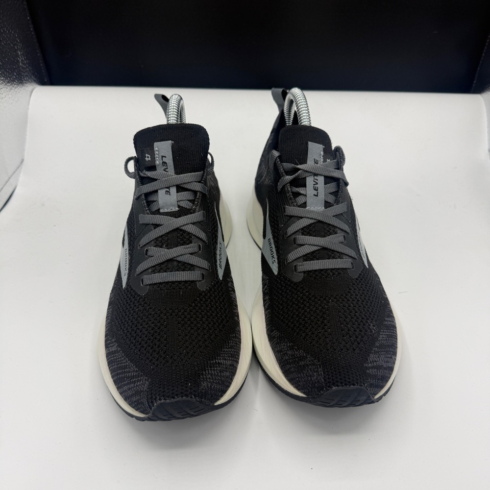 Brooks Black Levitate 4 Lace Up Athletic Sneakers Shoes